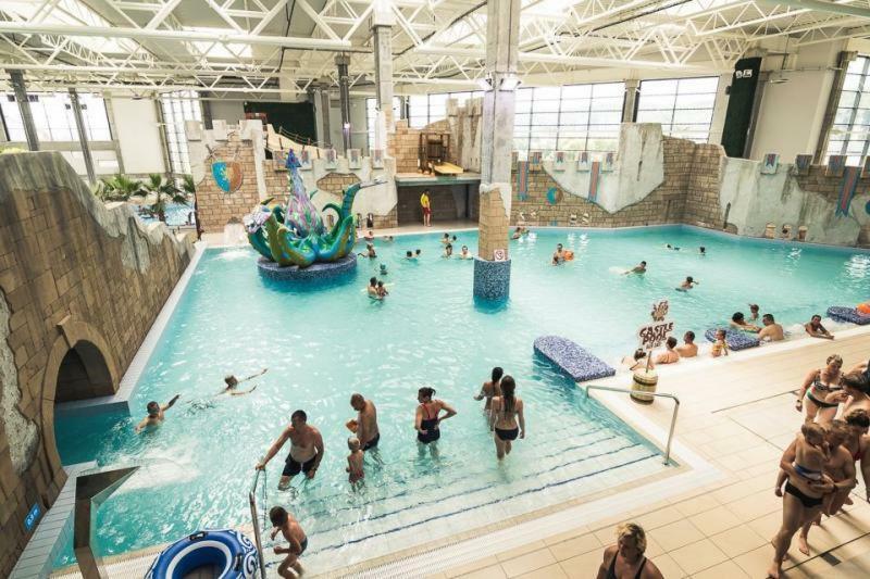 Aqua Apartments 雷达 外观 照片